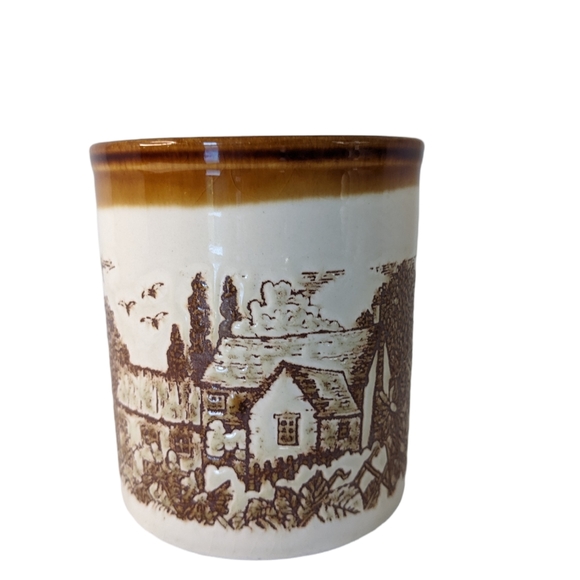 Vintage Bilton’s England Coffee Mug Bilton's Embossed English Village - Picture 9 of 10